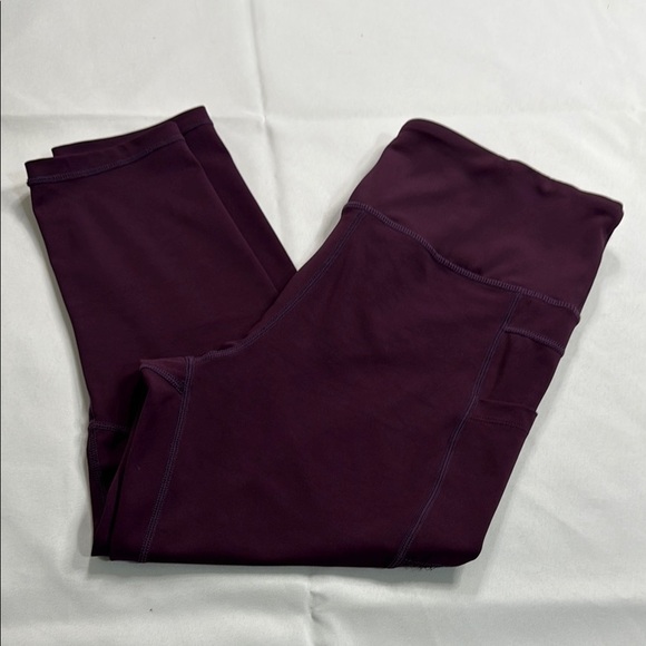 ZYIA Women's Capris - Deep Purple - Picture 1 of 8